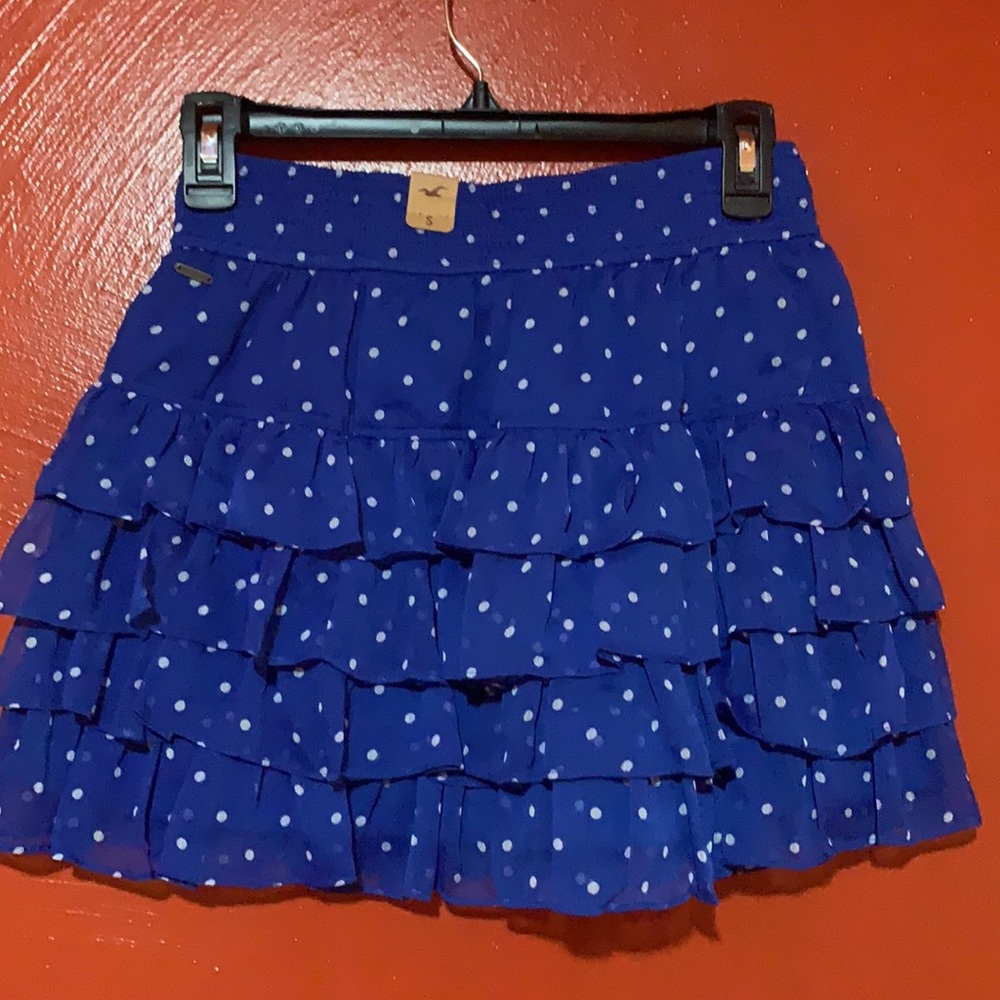 Blue polka dot Hollister skirt, Size small